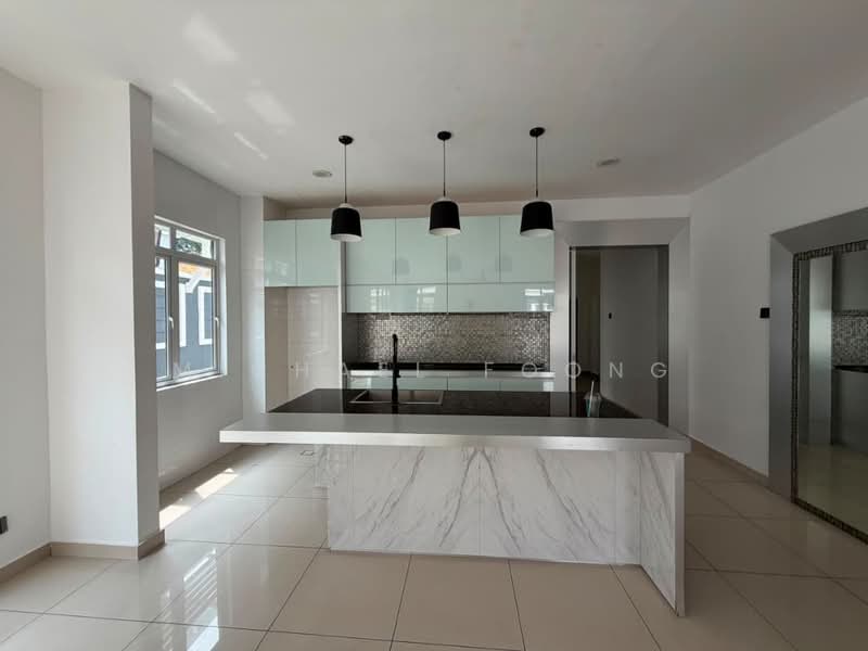 Bungalow House untuk Dijual di Amverton Hills (Sungai Buloh) - Michael Foong - Kitchen - PropertyGuru.com.my