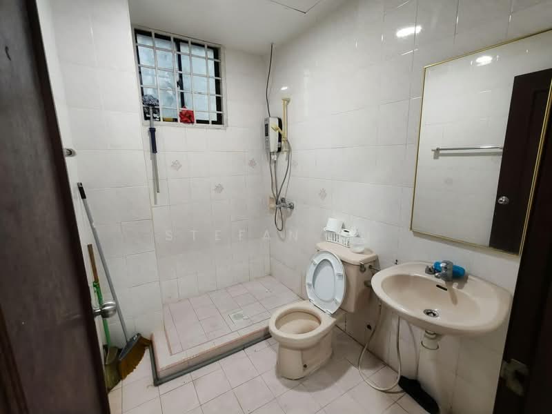 Apartment for Sale at Mewah View Luxurious Apartments - Stefan Yu - Bathroom - PropertyGuru.com.my