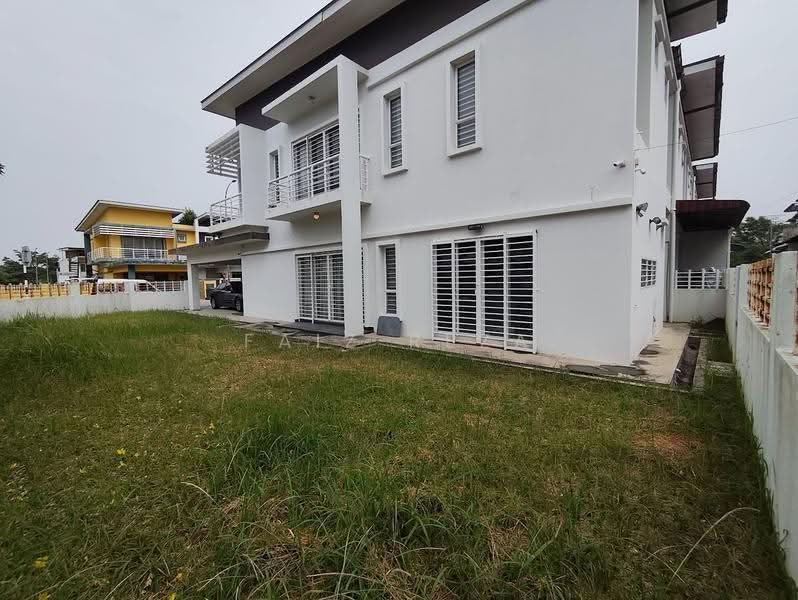 Rumah Teres 2-Tingkat untuk Dijual di Nilai Impian (Nilai) - FAIZ REZA - Exterior - PropertyGuru.com.my