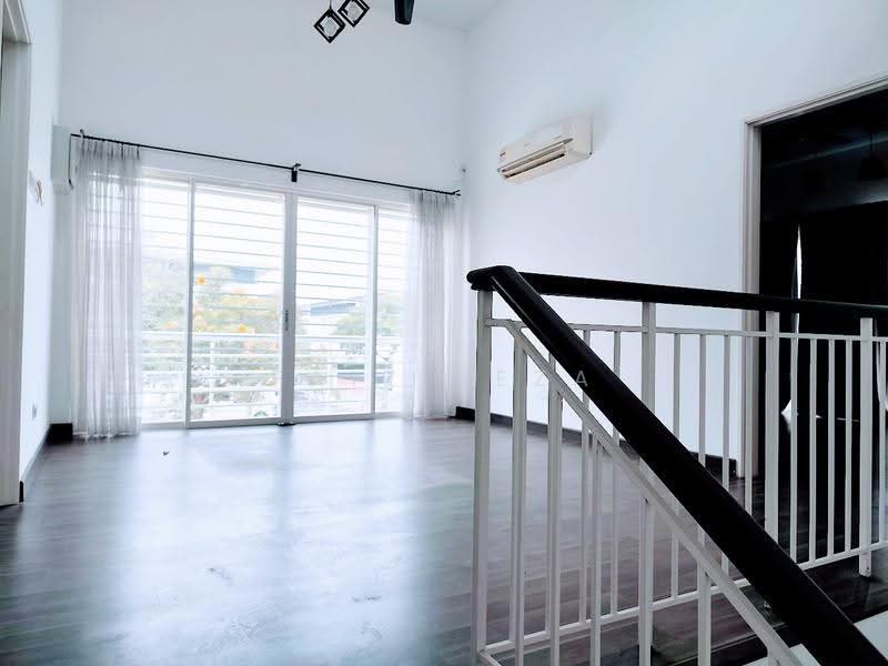Rumah Teres 2-Tingkat untuk Dijual di Nilai Impian (Nilai) - FAIZ REZA - Living Room - PropertyGuru.com.my