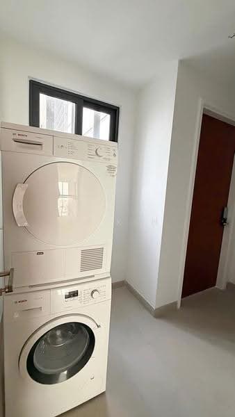 Kediaman Servis untuk Dijual di The Astaka @ 1 Bukit Senyum - KK Koh - Interior - PropertyGuru.com.my