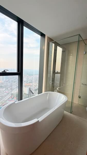 Kediaman Servis untuk Dijual di The Astaka @ 1 Bukit Senyum - KK Koh - Bathroom - PropertyGuru.com.my
