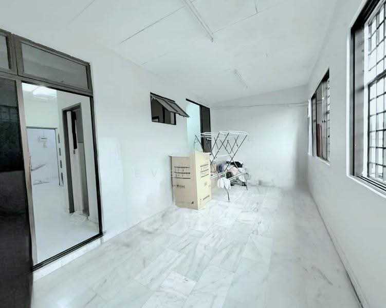 Rumah Teres 2-Tingkat untuk Dijual di Taman Desa Cemerlang (Ulu Tiram) - Eve Hui - Interior - PropertyGuru.com.my