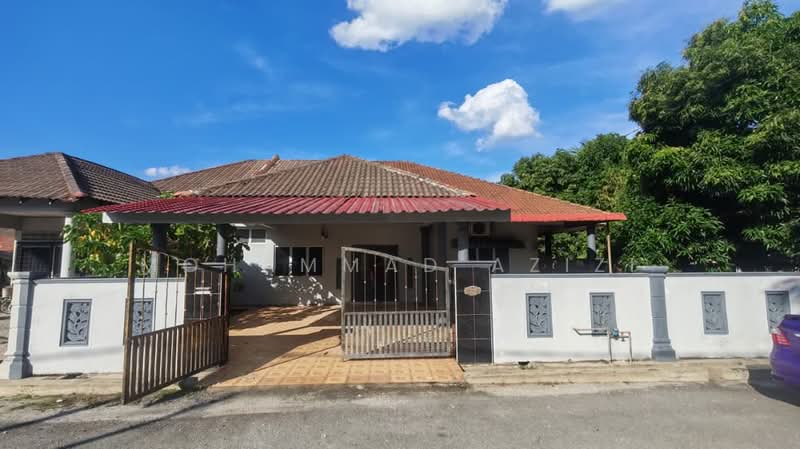 Semi-Detached House for Sale in Taman Gudang Rasau Aman (Kuantan) - Mohammad Azizi - Exterior - PropertyGuru.com.my