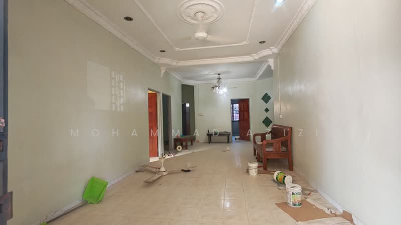 Semi-Detached House for Sale in Taman Gudang Rasau Aman (Kuantan) - Mohammad Azizi - Living Room - PropertyGuru.com.my