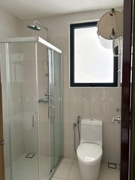 Kediaman Servis untuk Disewa di Bay Point @ Country Garden Danga Bay - Esther Chong - Bathroom - PropertyGuru.com.my