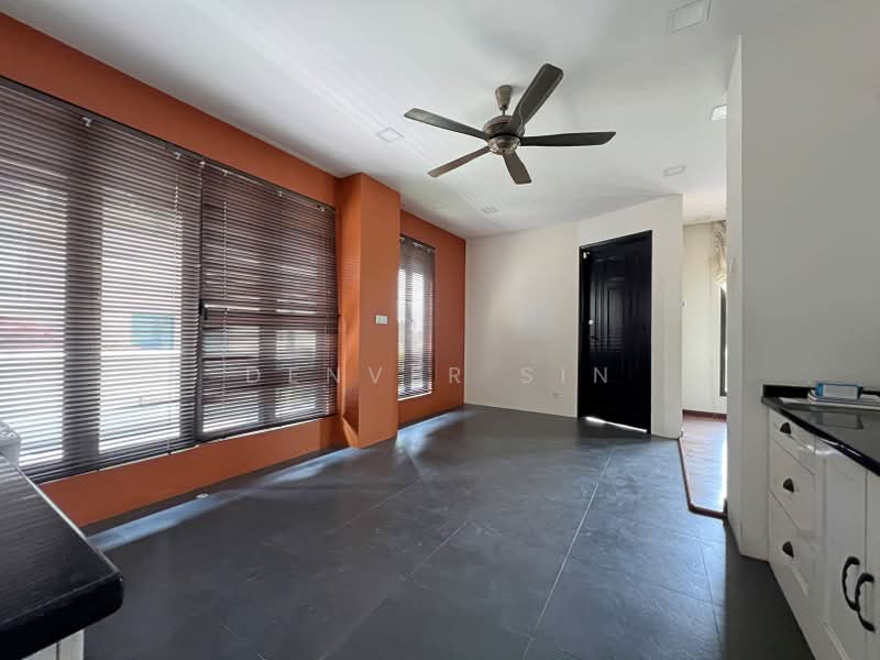 Bungalow House untuk Dijual di Saujana Impian (Kajang) - Denver Sin - Living Room - PropertyGuru.com.my