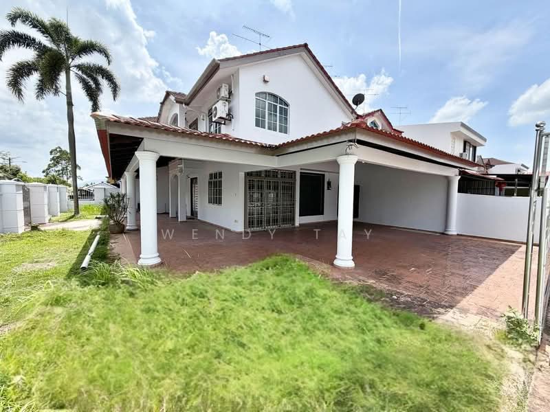 Rumah Teres 2-Tingkat untuk Disewa di Bandar Putra (Kulai) - Wendy Tay - Exterior - PropertyGuru.com.my