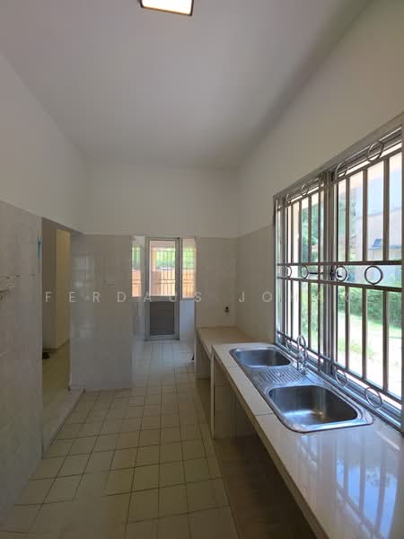 2-storey Terraced House for Sale in Presint 11 (Putrajaya) - Ferdaus Johar - Kitchen - PropertyGuru.com.my