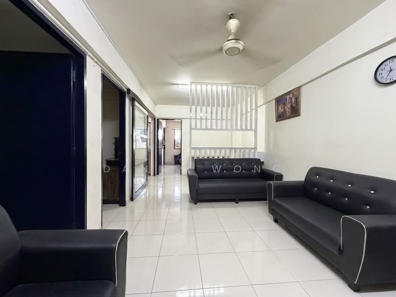 Apartment for Sale at Pangsapuri Seroja - Danny Wong - Living Room - PropertyGuru.com.my