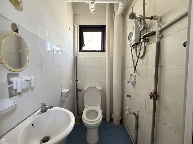 Apartment for Sale at Pangsapuri Seroja - Danny Wong - Bathroom - PropertyGuru.com.my