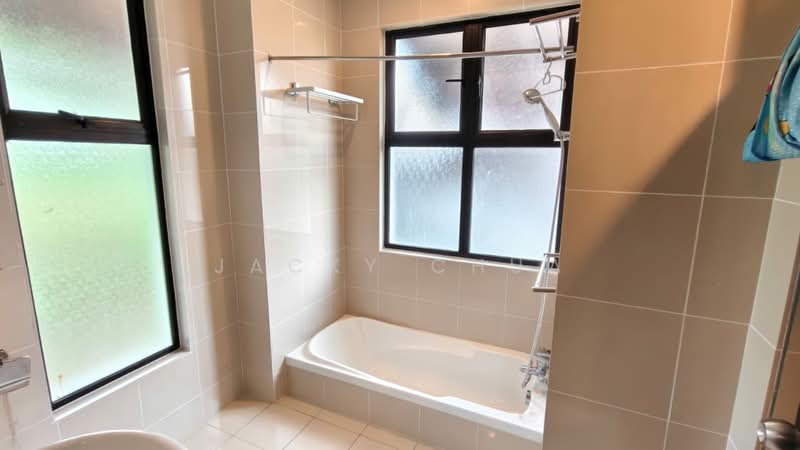 2-storey Terraced House for Sale in Leisure Farm (Gelang Patah) - Jacky Chua - Bathroom - PropertyGuru.com.my