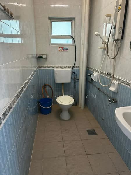 Pangsapuri untuk Dijual di Bistari Impian Apartment - Stefan Yu - Bathroom - PropertyGuru.com.my