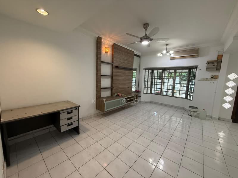 Rumah Teres 2-Tingkat untuk Dijual di Taman Putra Prima (Puchong) - KT Go - Living Room - PropertyGuru.com.my
