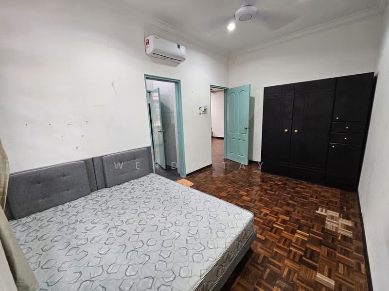 Rumah Berkembar untuk Disewa di Taman Perling (Perling) - Wendy Tay - Bedroom - PropertyGuru.com.my