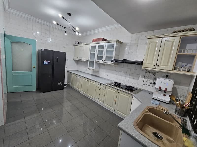 Rumah Berkembar untuk Disewa di Taman Perling (Perling) - Wendy Tay - Kitchen - PropertyGuru.com.my