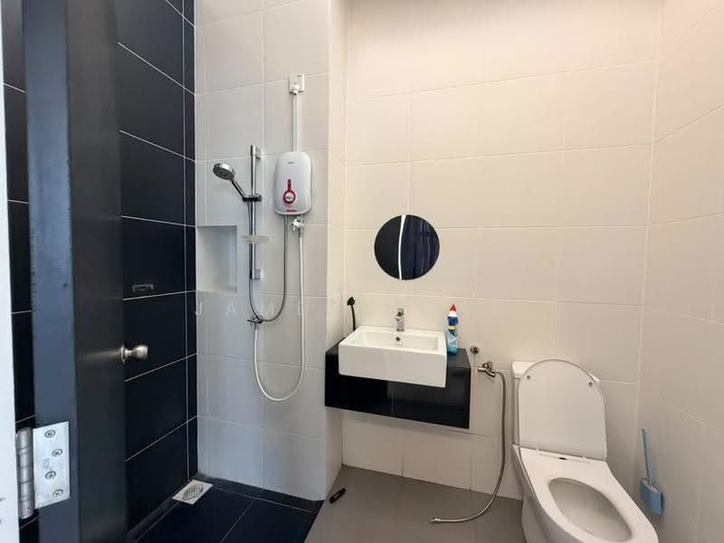 Rumah Teres 2-Tingkat untuk Disewa di Eco Botanic (Iskandar Puteri (Nusajaya)) - James Bong - Bathroom - PropertyGuru.com.my