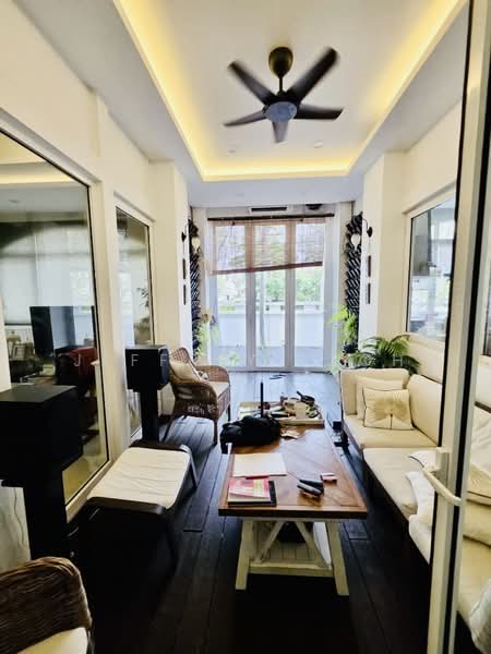 Terraced House for Sale in Tanjung Tokong (Penang) - Jeffrey Yeoh - Living Room - PropertyGuru.com.my