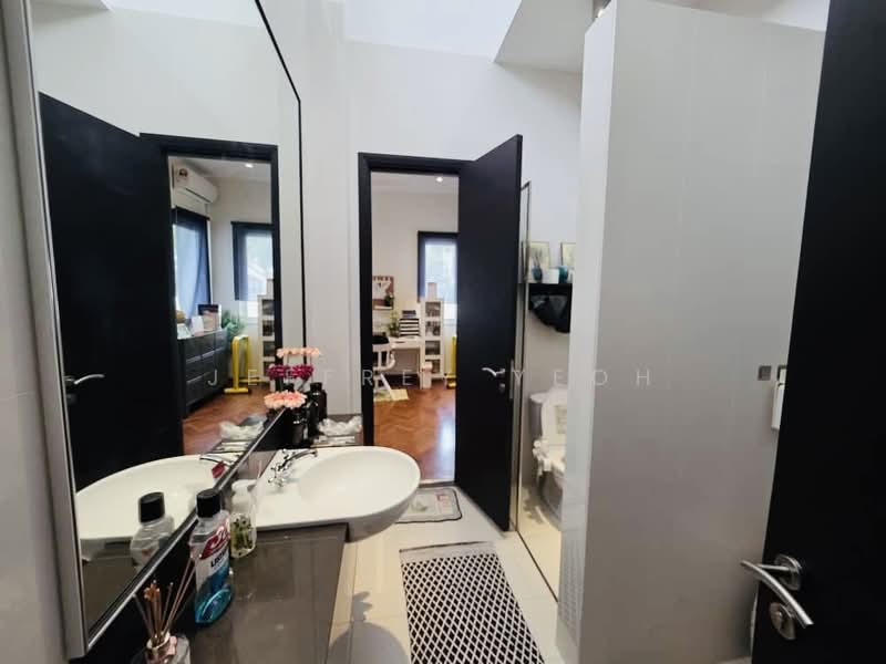 Terraced House for Sale in Tanjung Tokong (Penang) - Jeffrey Yeoh - Bathroom - PropertyGuru.com.my