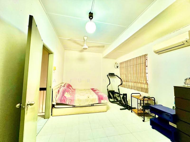 Rumah Teres untuk Dijual di Usj 2 (Subang Jaya) - Zaffur Nazri - Bedroom - PropertyGuru.com.my