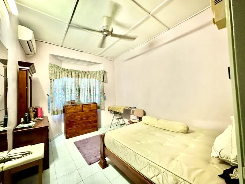 Rumah Teres untuk Dijual di Usj 2 (Subang Jaya) - Zaffur Nazri - Bedroom - PropertyGuru.com.my