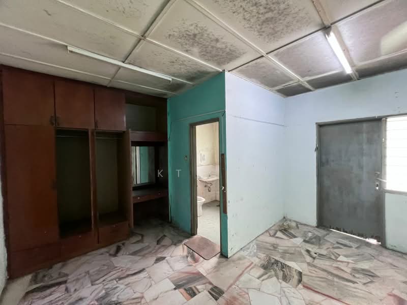 Rumah Teres 2-Tingkat untuk Dijual di Taman Sri Serdang (Seri Kembangan) - KT Go - Interior - PropertyGuru.com.my