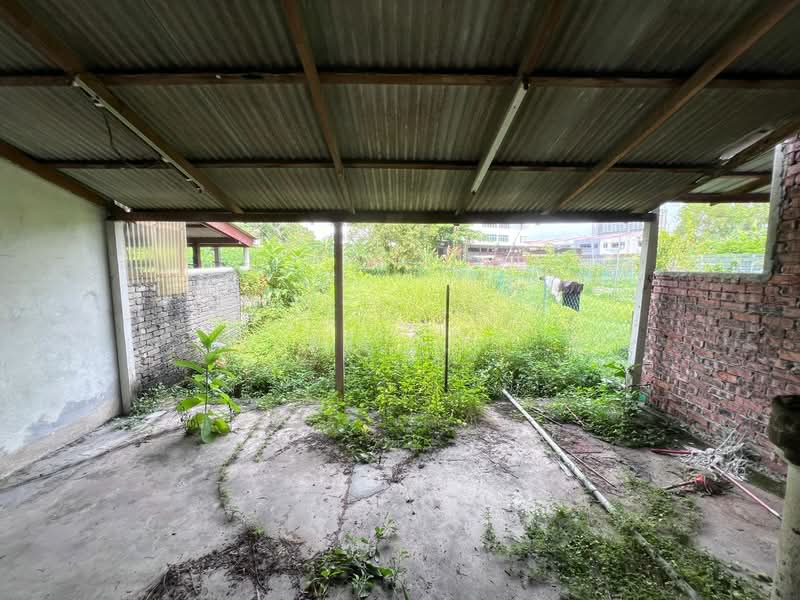 Rumah Teres 2-Tingkat untuk Dijual di Taman Sri Serdang (Seri Kembangan) - KT Go - Exterior - PropertyGuru.com.my
