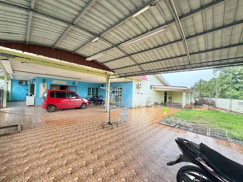1-storey Terraced House for Sale in Kampung Baru (Tangkak) - Wan Ning - Exterior - PropertyGuru.com.my
