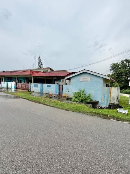 1-storey Terraced House for Sale in Kampung Baru (Tangkak) - Wan Ning - Exterior - PropertyGuru.com.my