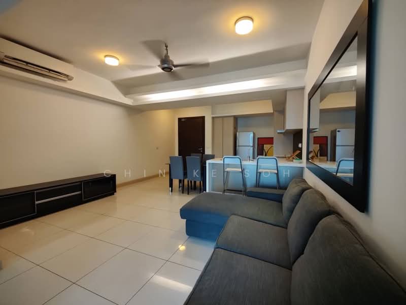 Kediaman Servis untuk Dijual di Suasana Bukit Ceylon / Raja Chulan Residences - Chin Ke Soh - Living Room - PropertyGuru.com.my