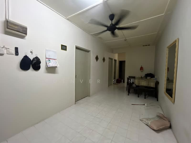 Rumah Teres 1-Tingkat untuk Dijual di Taman Cheras Perdana (Cheras) - Denver Sin - Living Room - PropertyGuru.com.my