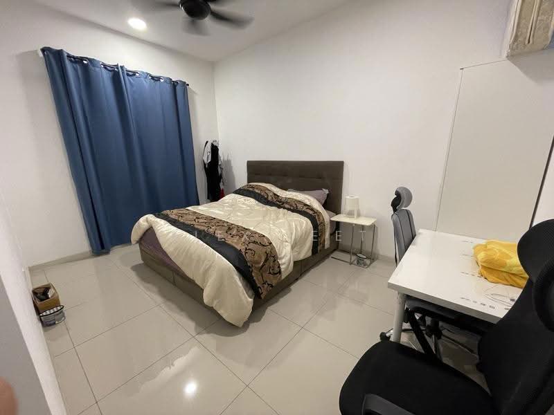 Kediaman Servis untuk Disewa di Savio @ Riana Dutamas - Alex Seet - Bedroom - PropertyGuru.com.my