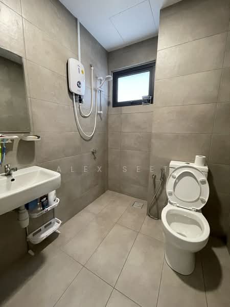 Kediaman Servis untuk Disewa di Savio @ Riana Dutamas - Alex Seet - Bathroom - PropertyGuru.com.my