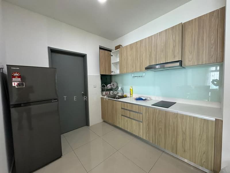 Kediaman Servis untuk Disewa di Meridin Bayvue Serviced Apartment - Terence Eo - Kitchen - PropertyGuru.com.my