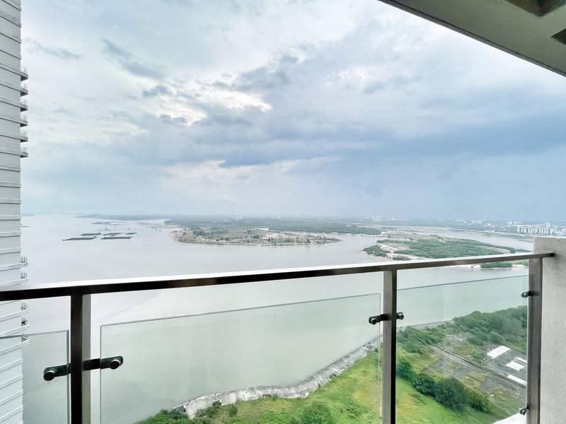 Condominium for Rent at Royal Strand @ Country Garden Danga Bay - Gabriel Ong - Balcony - PropertyGuru.com.my