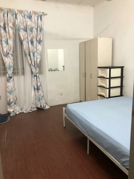 Apartment for Sale at Pangsapuri Danau Bayu - Deeya Yusof - Bedroom - PropertyGuru.com.my