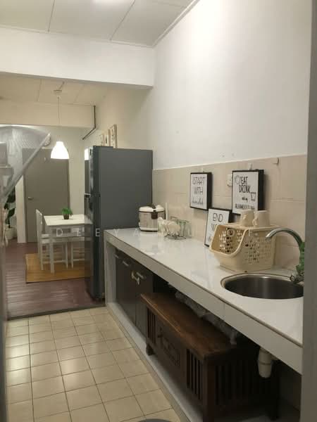 Apartment for Sale at Pangsapuri Danau Bayu - Deeya Yusof - Kitchen - PropertyGuru.com.my