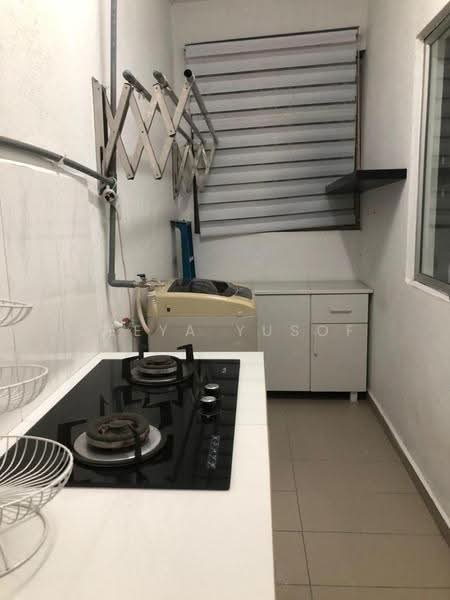 Apartment for Sale at Pangsapuri Danau Bayu - Deeya Yusof - Kitchen - PropertyGuru.com.my