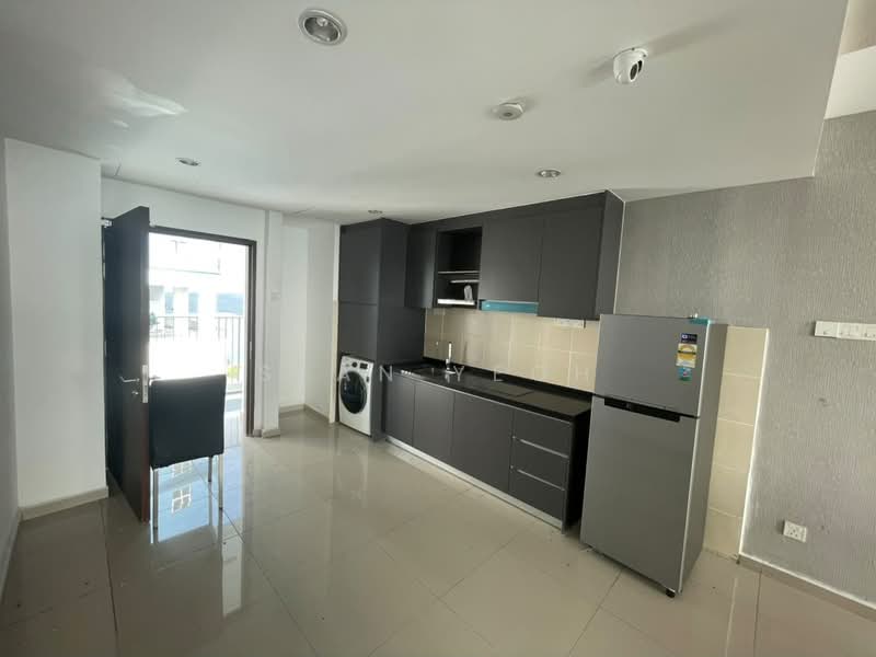 Service Residence for Sale at Encorp Marina - Sean Yeoh - Kitchen - PropertyGuru.com.my