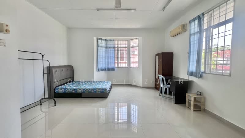 Bungalow House untuk Dijual di Taman Tasik Semenyih (Semenyih) - Mohd Ridzuan - Bedroom - PropertyGuru.com.my