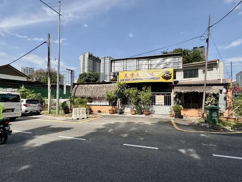 Kedai untuk Dijual di Jelutong (Penang) - Lee Xue Chen - Exterior - PropertyGuru.com.my