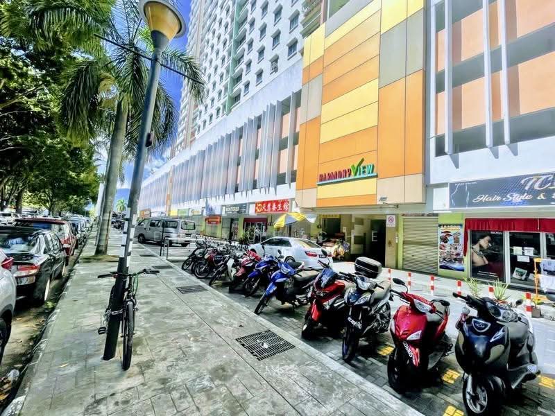 Kedai untuk Dijual di Jelutong (Penang) - Lee Xue Chen - Exterior - PropertyGuru.com.my