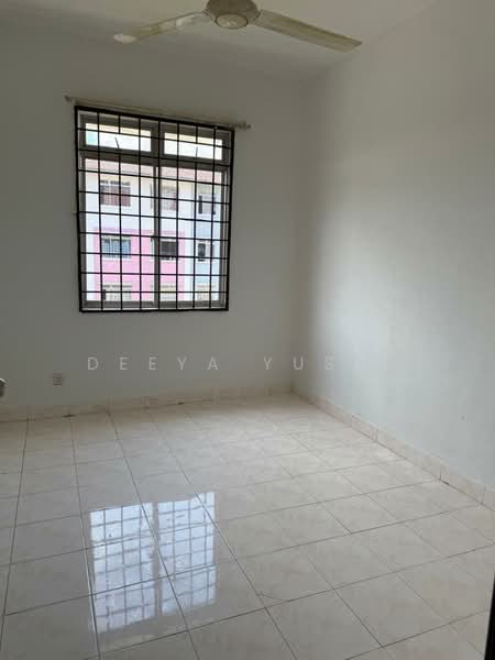 Apartment for Sale at Pangsapuri Megah Villa - Deeya Yusof - Interior - PropertyGuru.com.my