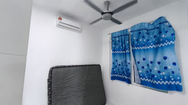 Service Residence for Rent at Skypod Residence - Jordan Low - Bedroom - PropertyGuru.com.my