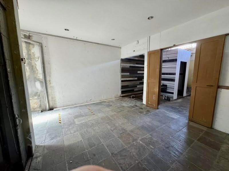 Kedai untuk Dijual di Jelutong (Penang) - Lee Xue Chen - Interior - PropertyGuru.com.my