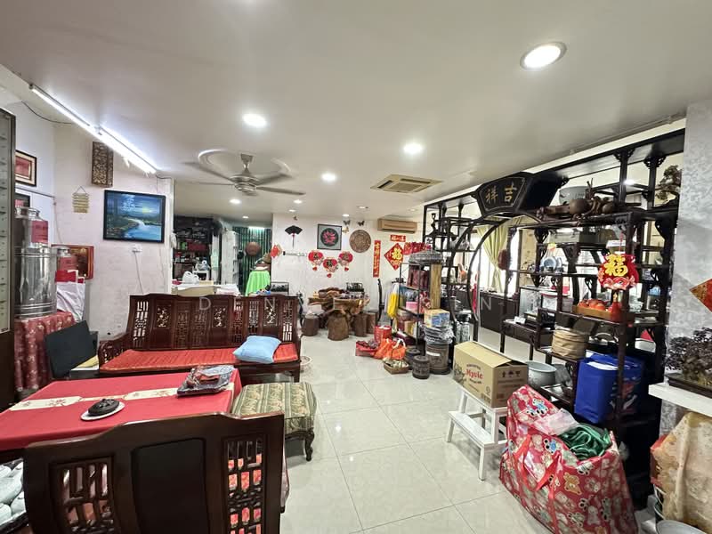 Rumah Teres 2-Tingkat untuk Dijual di Taman Melawati (Ulu Kelang) - Denver Sin - Living Room - PropertyGuru.com.my