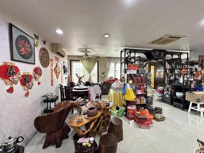 Rumah Teres 2-Tingkat untuk Dijual di Taman Melawati (Ulu Kelang) - Denver Sin - Living Room - PropertyGuru.com.my