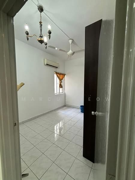 Pangsapuri untuk Dijual di Spanish Villa - Marcus Yeow - PropertyGuru.com.my