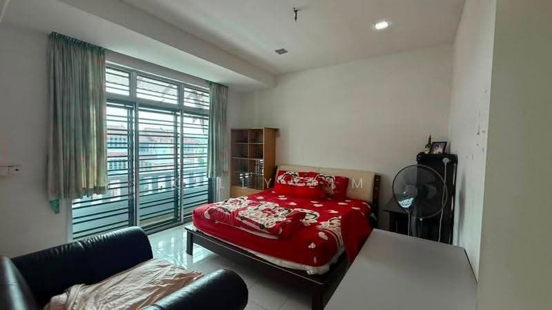 Rumah Teres 2.5-Tingkat untuk Dijual di Taman Setia Indah (Tebrau) - Kelly Lim - PropertyGuru.com.my