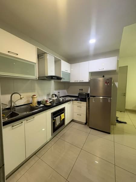 Condominium for Sale at Hijauan Saujana - Patricia Lee - Kitchen - PropertyGuru.com.my